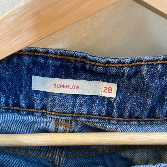 levis jeans - Picture 2 of 3